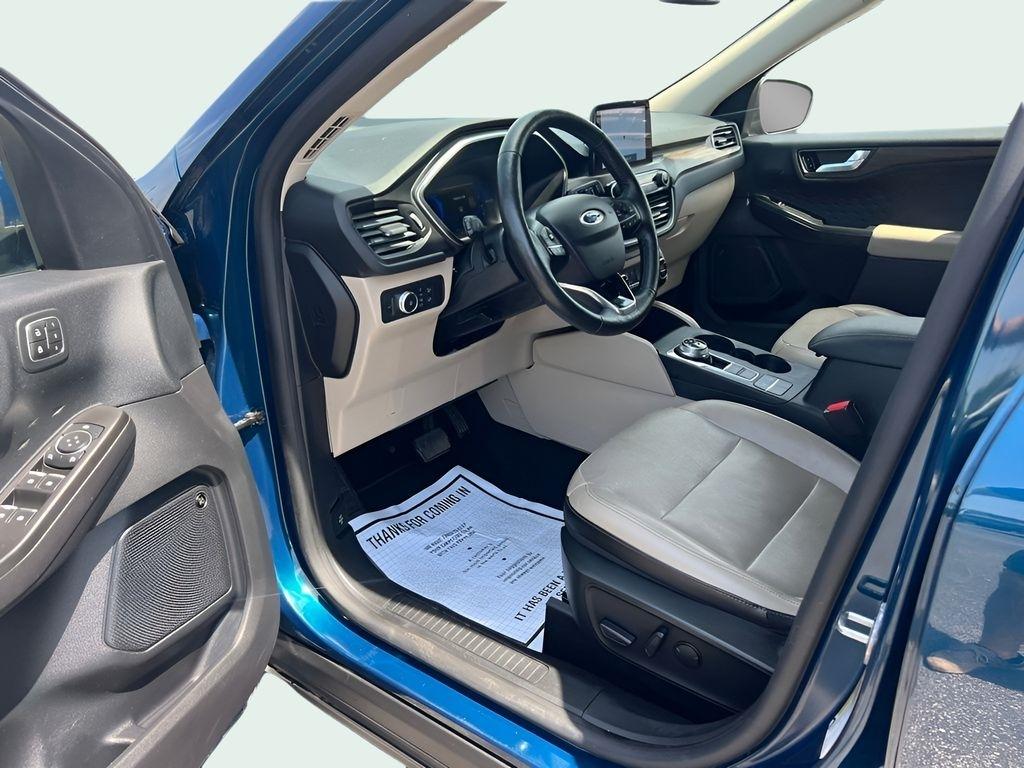 Ford Escape Titanium 4WD 2020