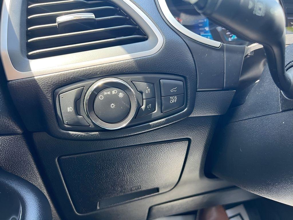 Ford Edge SEL FWD 2019