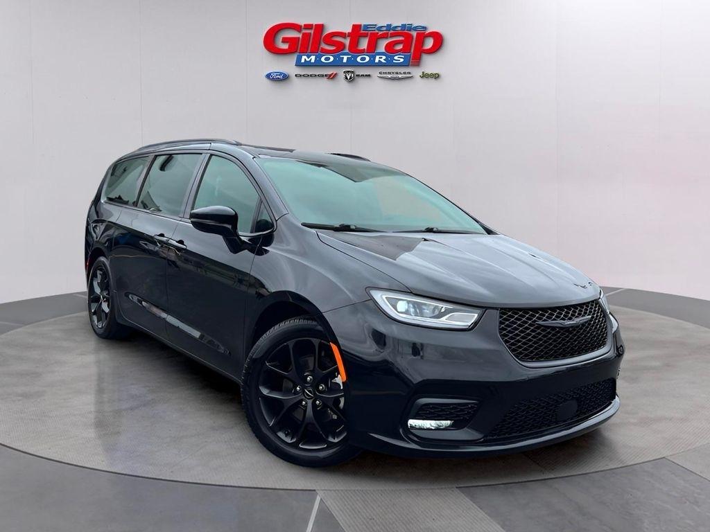 Chrysler Pacifica Limited 2024