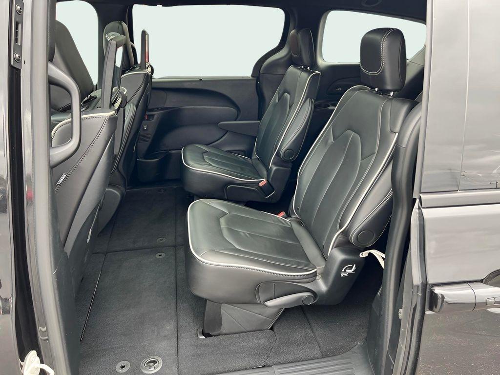 Chrysler Pacifica Limited 2024