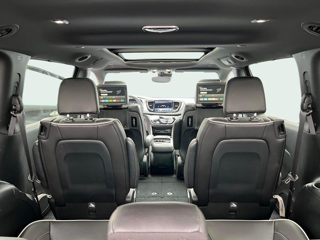 Chrysler Pacifica Limited 2024