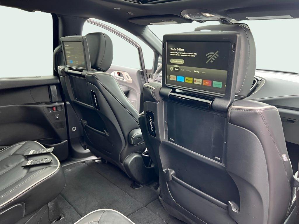 Chrysler Pacifica Limited 2024