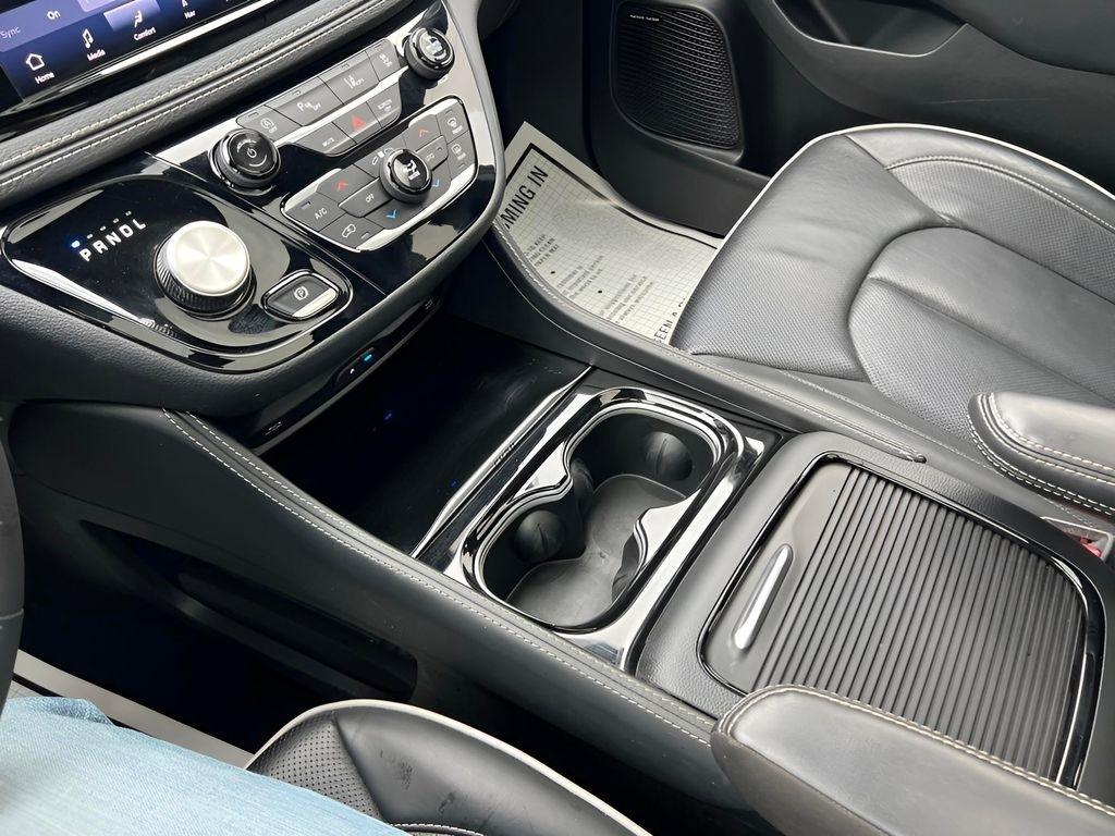Chrysler Pacifica Limited 2024