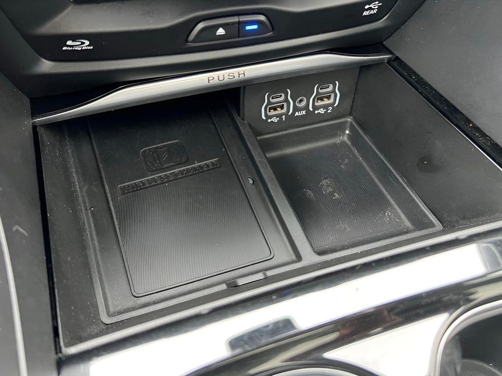 Chrysler Pacifica Limited 2024