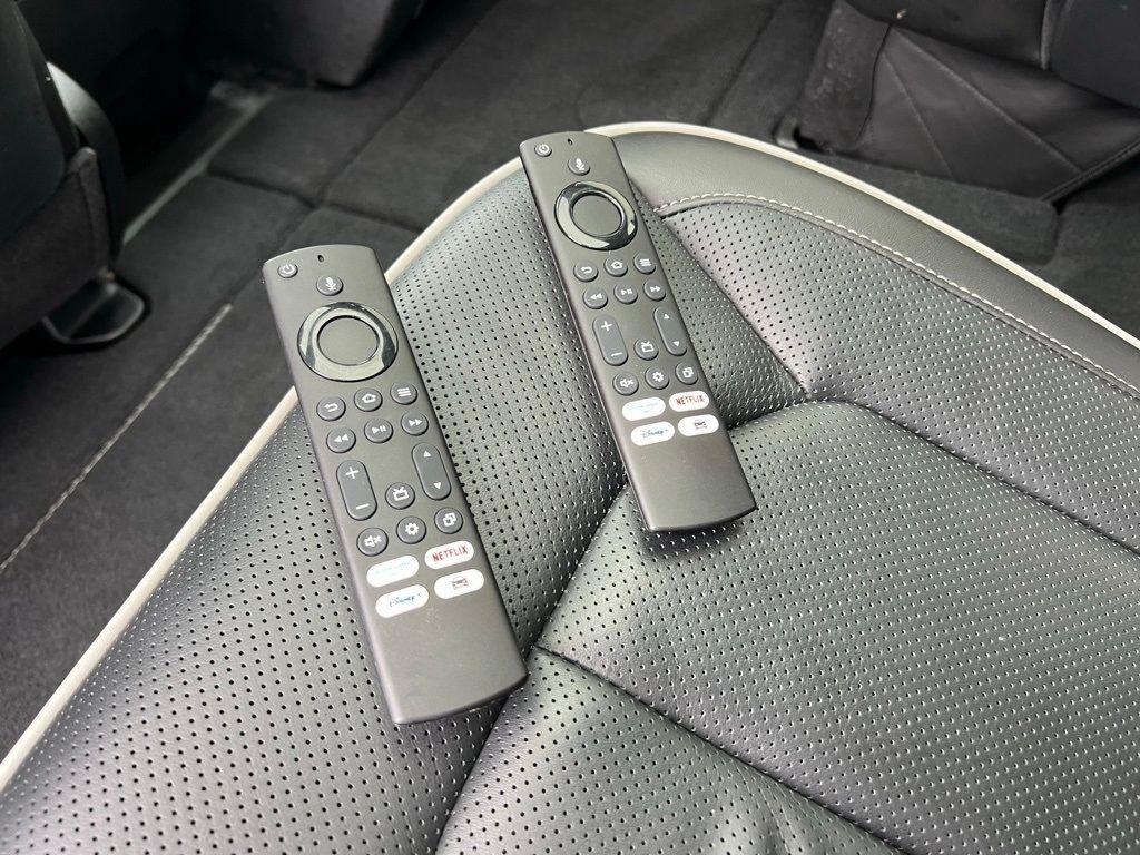 Chrysler Pacifica Limited 2024