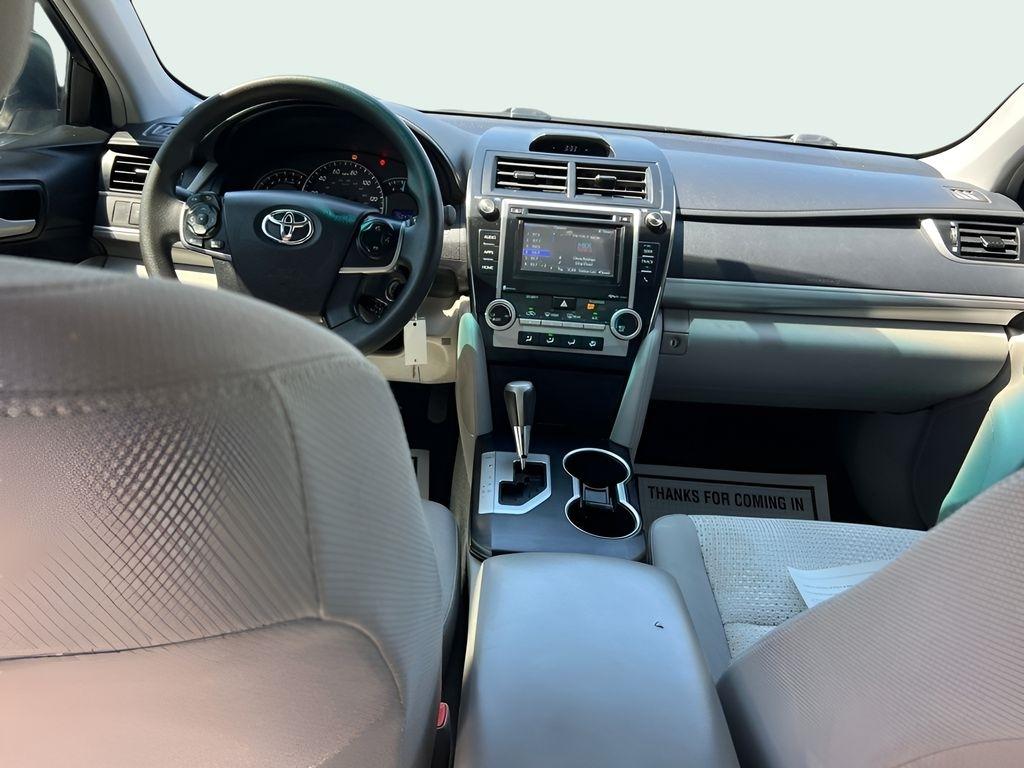 Toyota Camry LE 2014