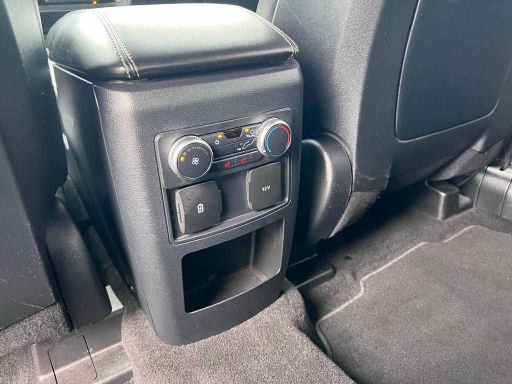 Ford Explorer XLT AWD 2020