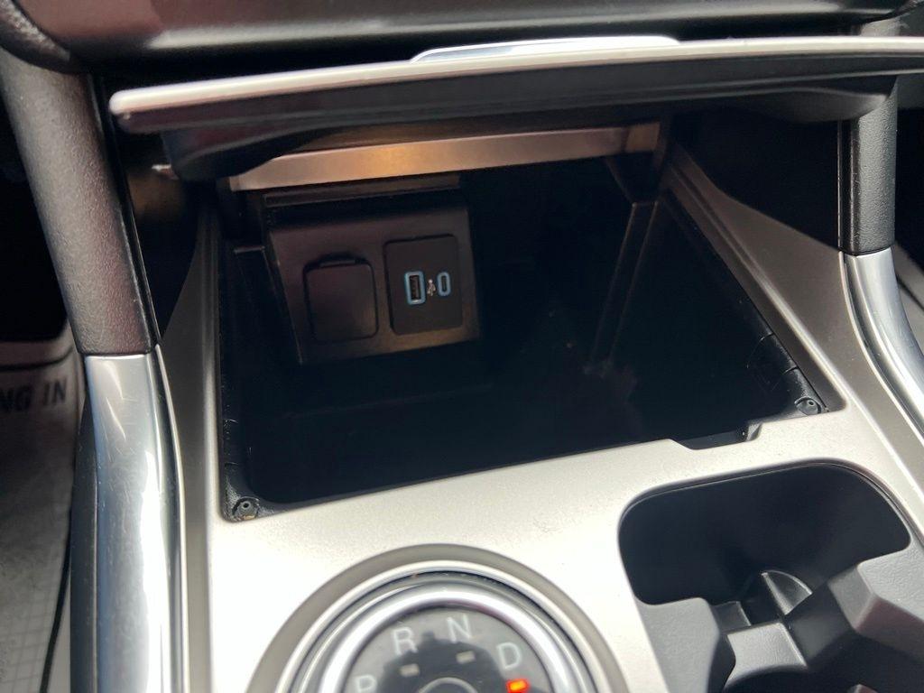 Ford Explorer XLT AWD 2020