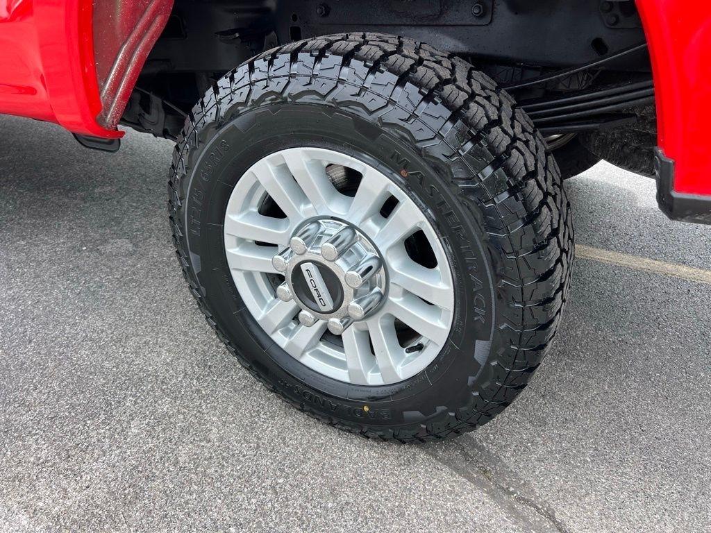 Ford F-350 SD XL Crew Cab 4WD 2017