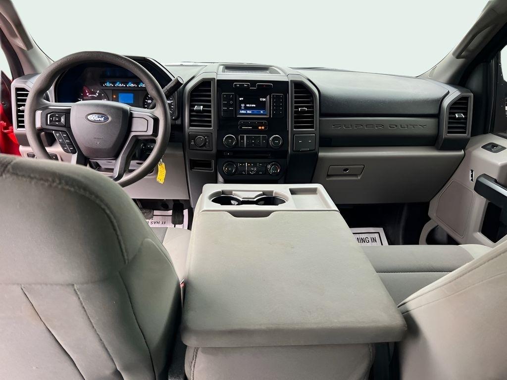 Ford F-350 SD XL Crew Cab 4WD 2017