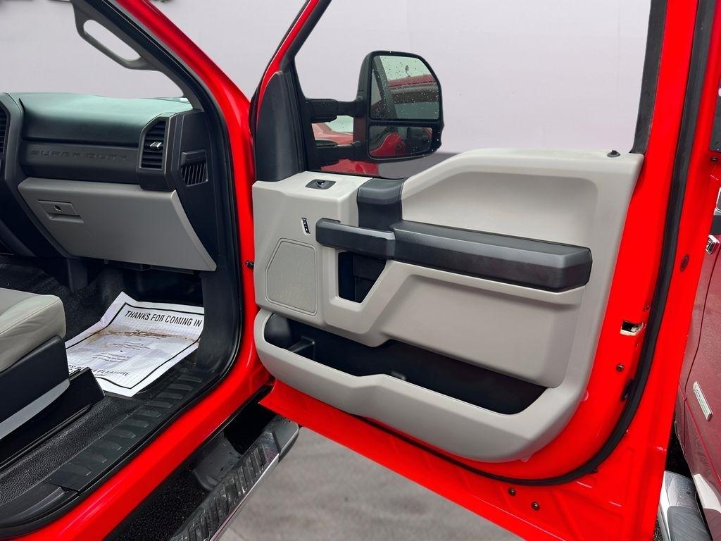 Ford F-350 SD XL Crew Cab 4WD 2017