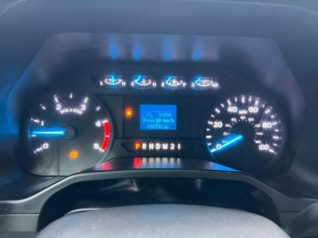 Ford F-350 SD XL Crew Cab 4WD 2017