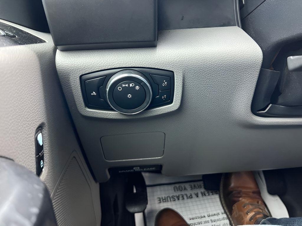 Ford F-350 SD XL Crew Cab 4WD 2017