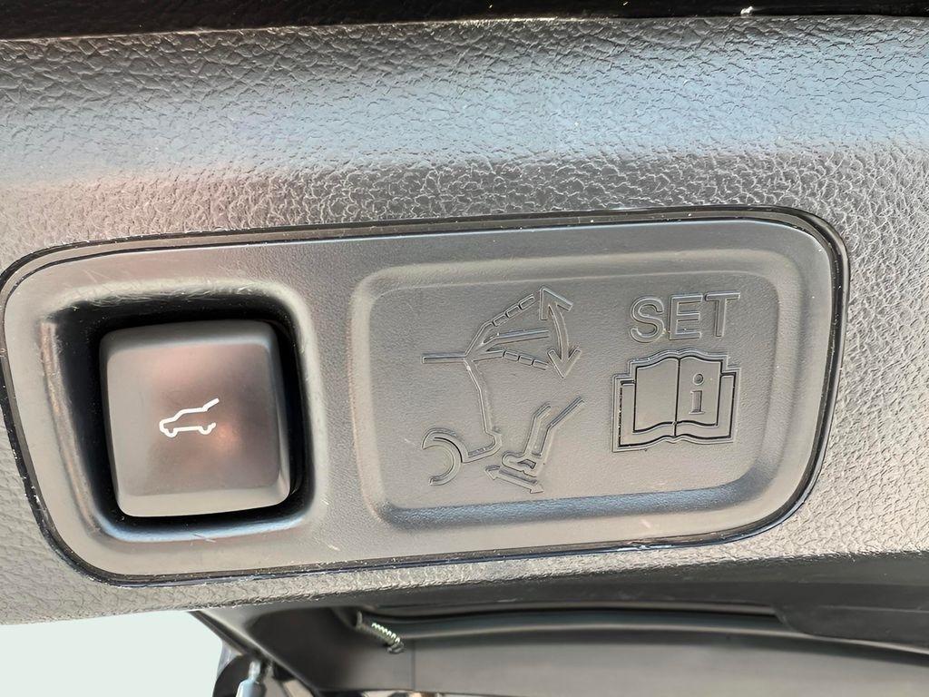 Ford Expedition MAX Limited 4WD 2021