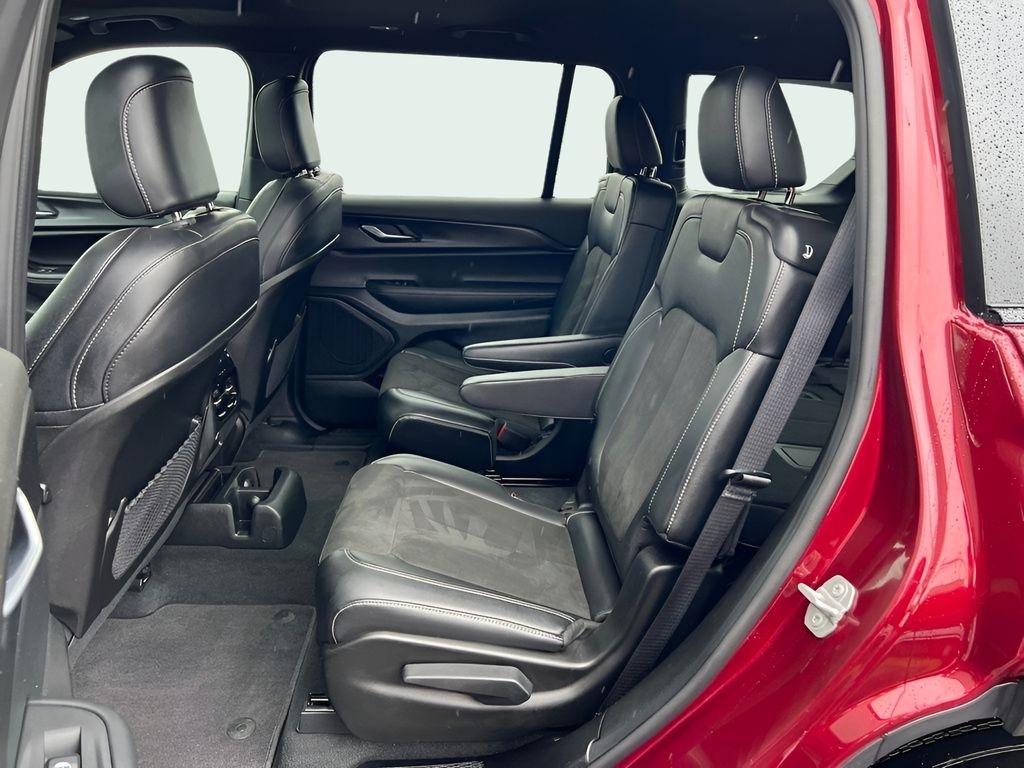 Jeep Grand Cherokee L Laredo 4WD 2025