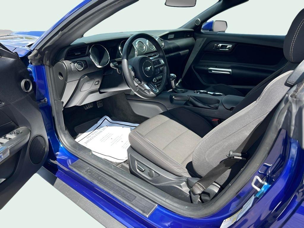 Ford Mustang V6 Convertible 2016