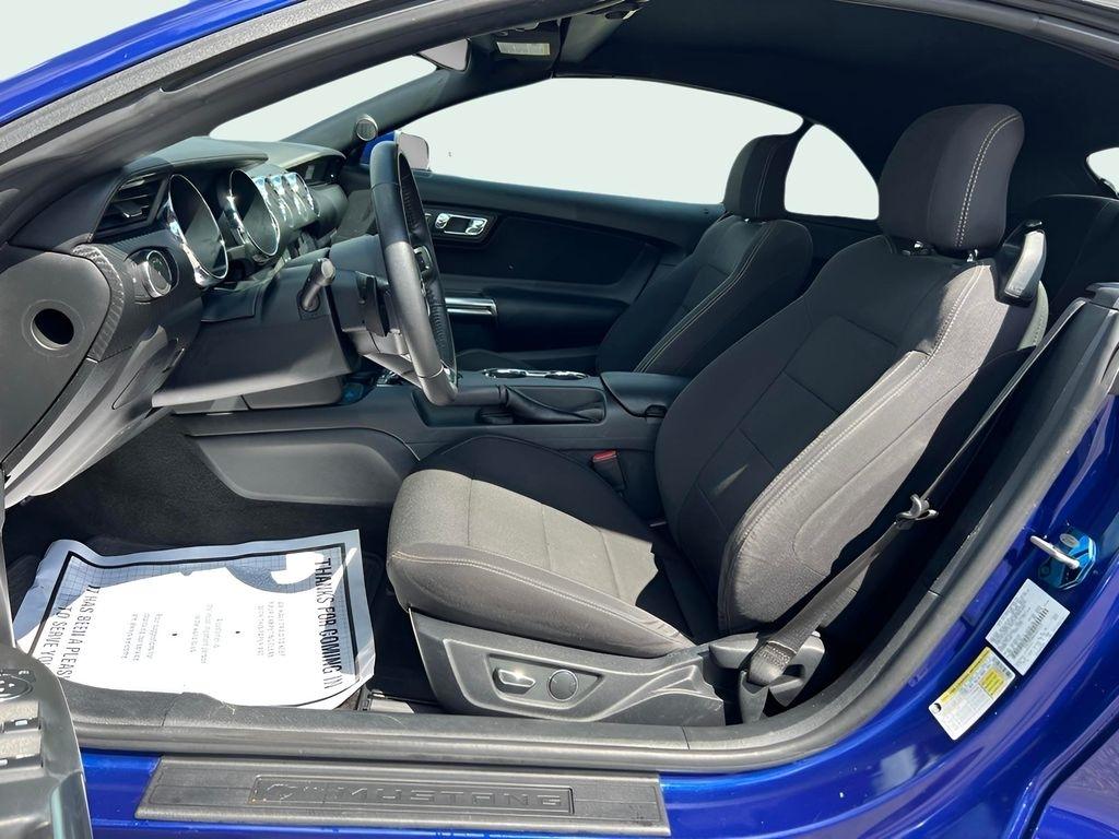 Ford Mustang V6 Convertible 2016