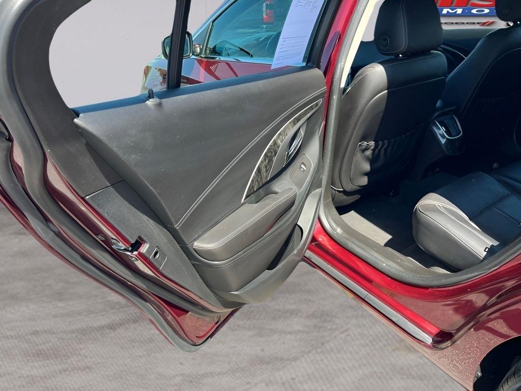 Buick LaCrosse Premium Package 1, w/Leather 2015