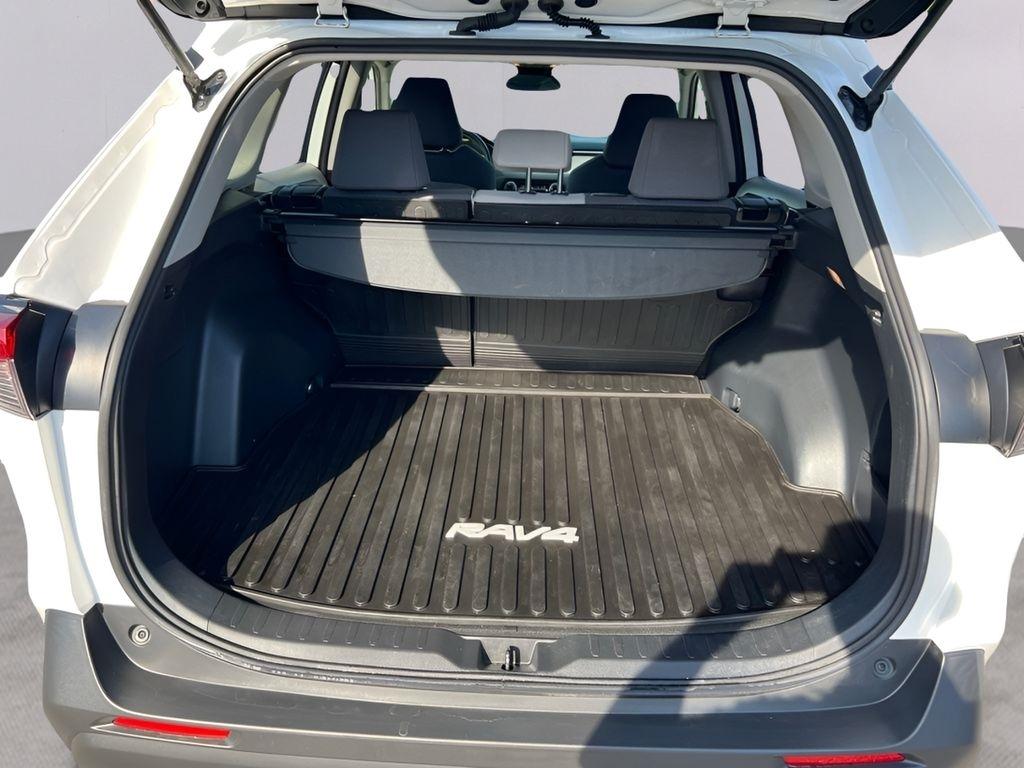 Toyota RAV4 XLE AWD 2019