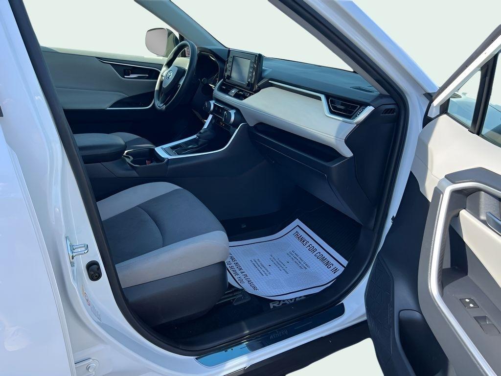 Toyota RAV4 XLE AWD 2019