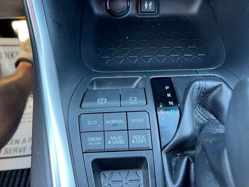 Toyota RAV4 XLE AWD 2019