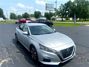 2022 Nissan Altima 2.5 SV Sedan
