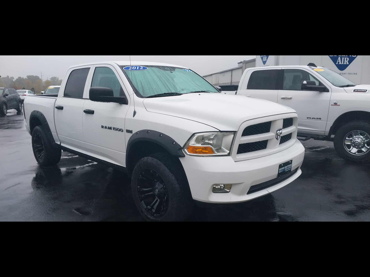 2012 RAM 1500 4WD Crew Cab 140.5" Express