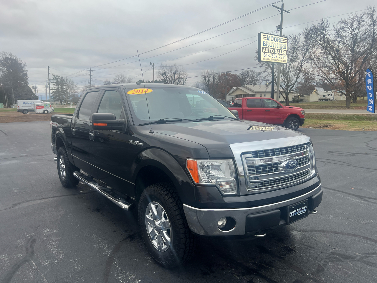 2014 Ford F-150 4WD SuperCrew 145" XLT