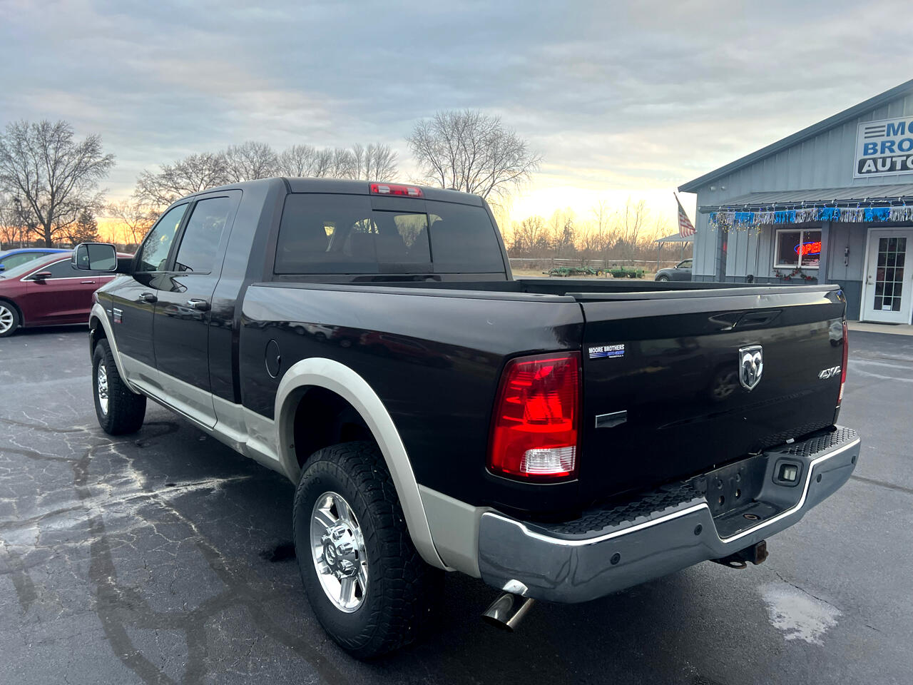 RAM 2500 4WD Mega Cab 160.5" Laramie 2011