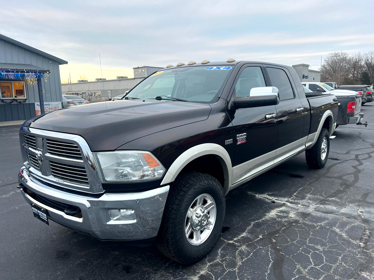 RAM 2500 4WD Mega Cab 160.5" Laramie 2011