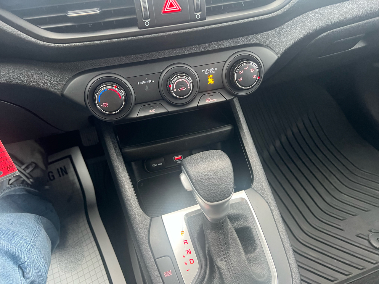 Kia Forte LXS IVT 2023