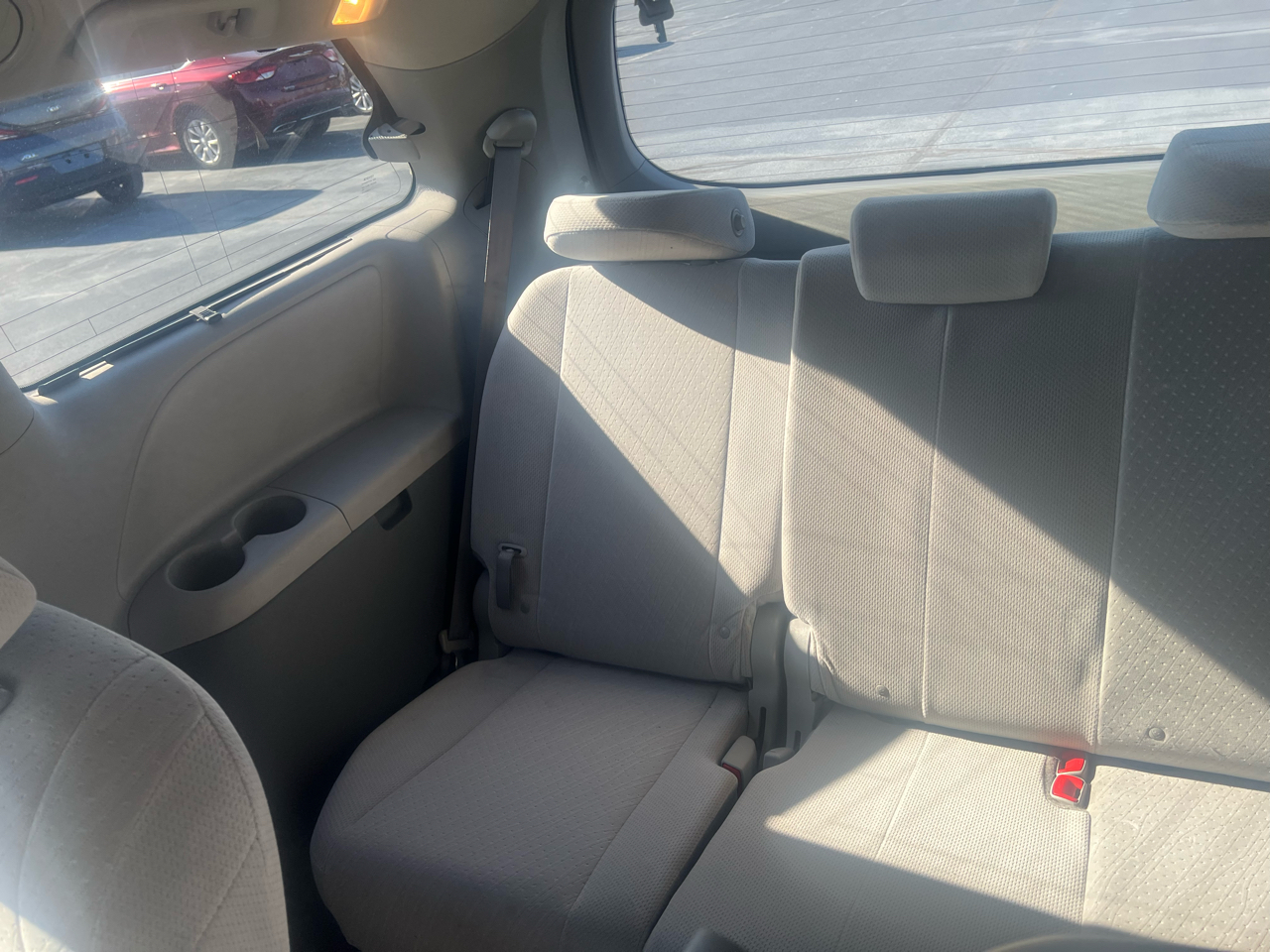 Toyota Sienna LE FWD 8-Passenger (Natl) 2017