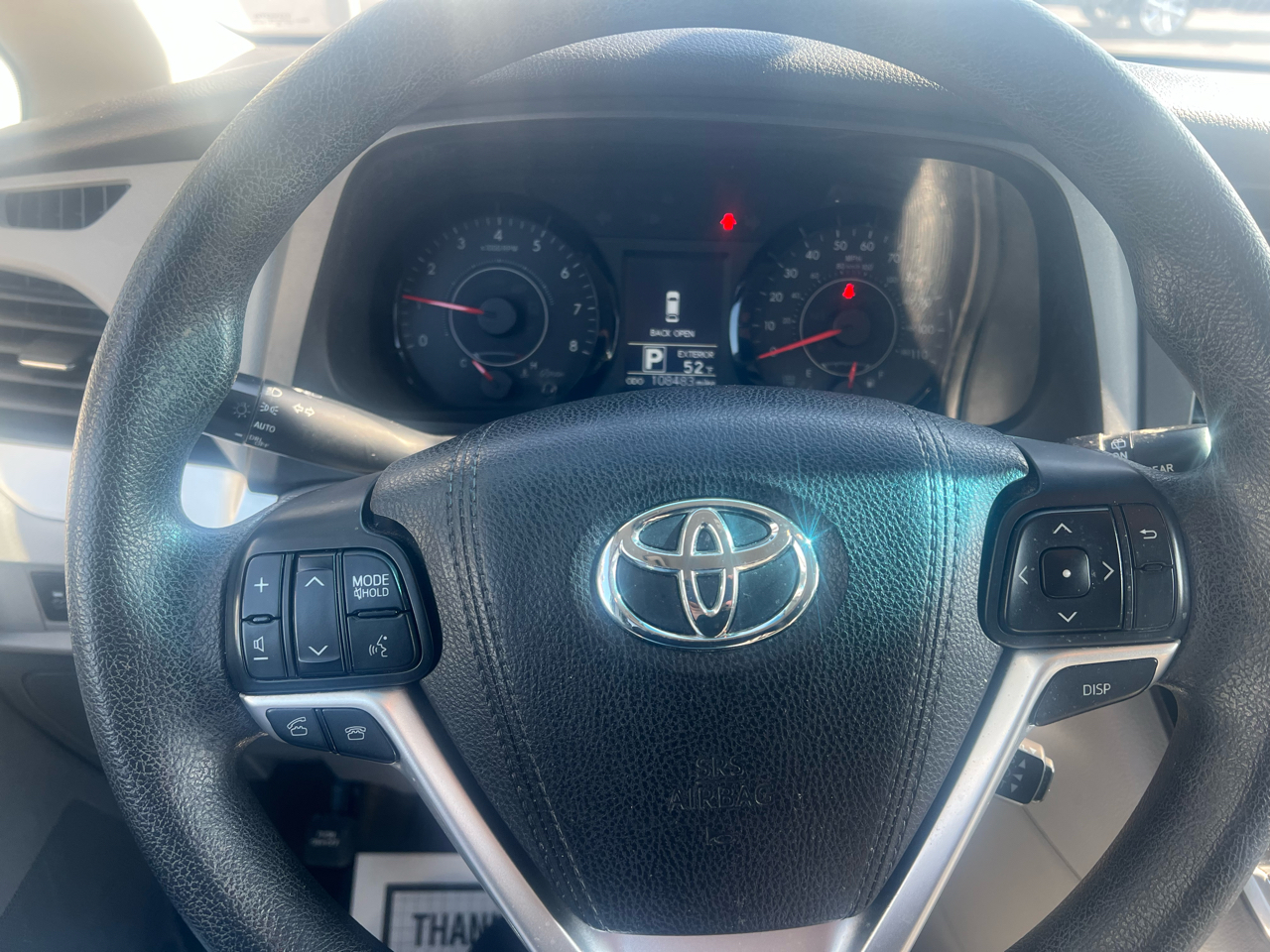 Toyota Sienna LE FWD 8-Passenger (Natl) 2017