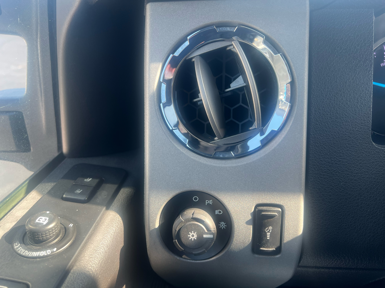 Ford Super Duty F-250 SRW 4WD Crew Cab 172" Lariat 2015