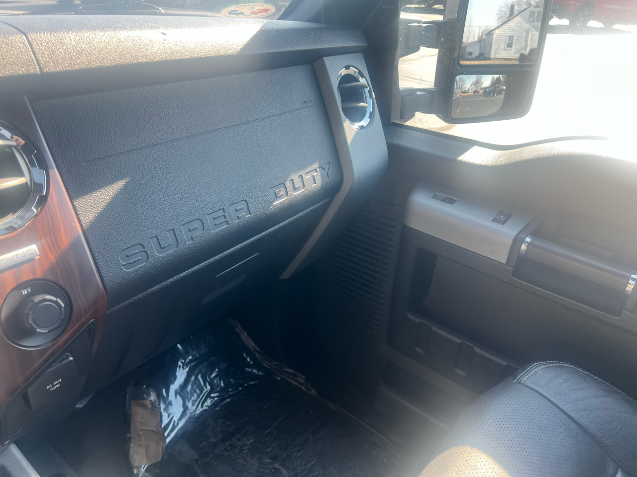 Ford Super Duty F-250 SRW 4WD Crew Cab 172" Lariat 2015