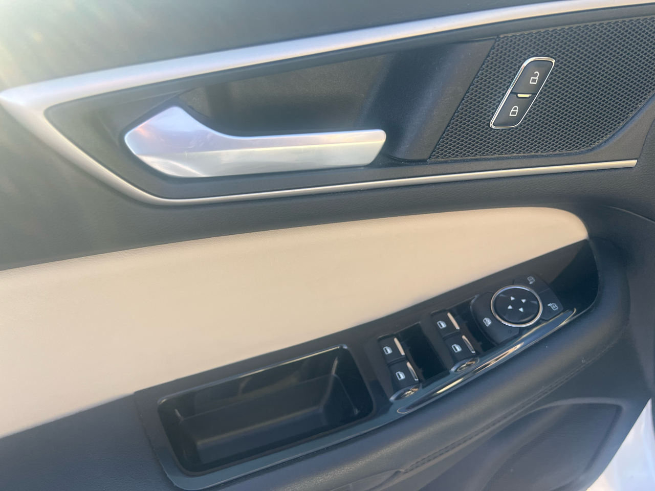 Ford Edge SEL 4D SUV FWD 2020