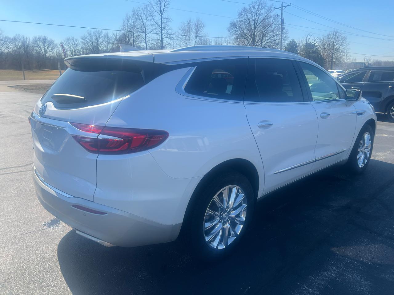 Buick Enclave FWD 4dr Premium 2021