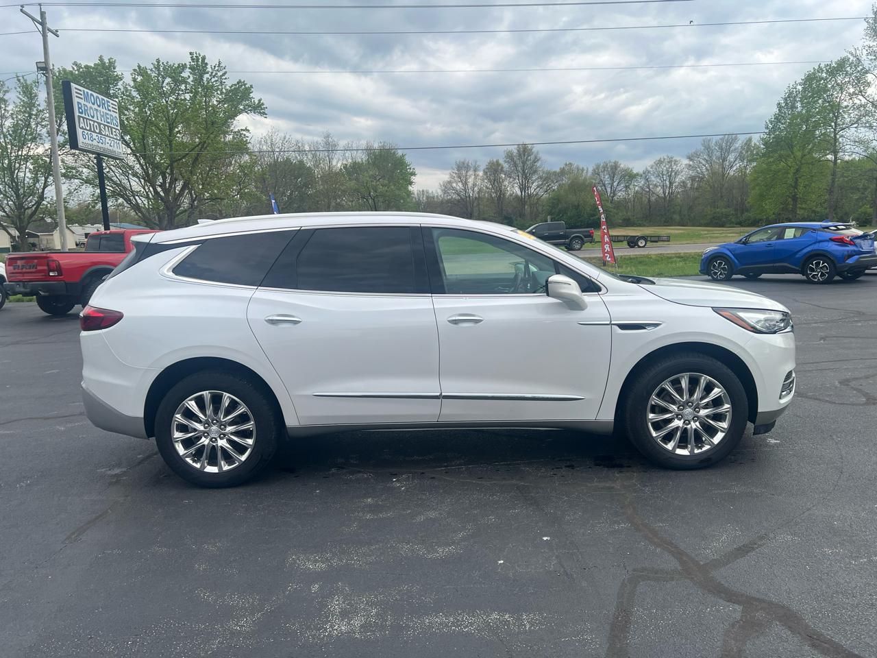 Buick Enclave FWD 4dr Premium 2021