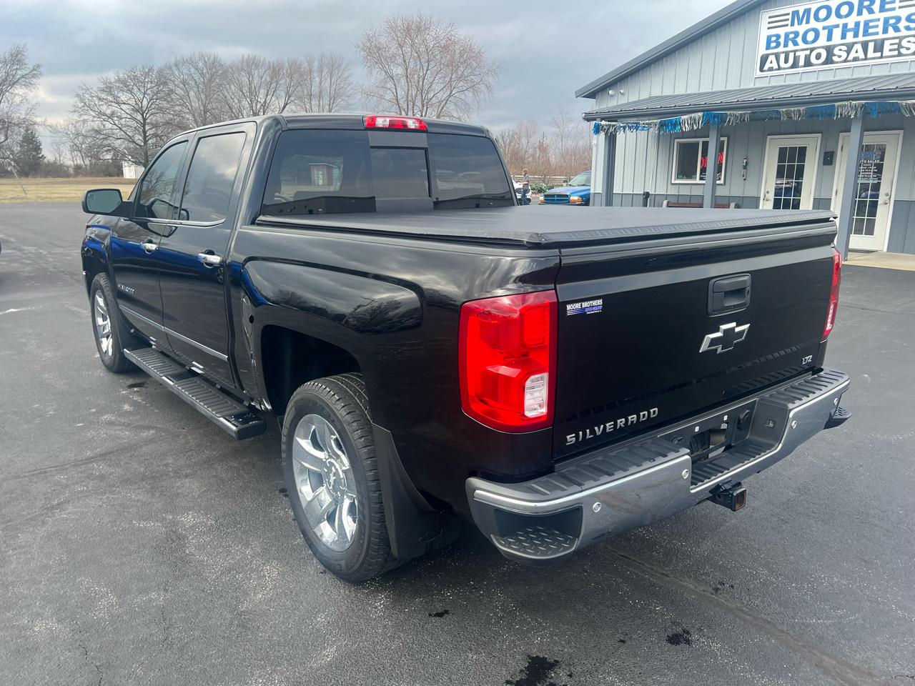 Chevrolet Silverado 1500 4WD Crew Cab 143.5" LTZ w/1LZ 2018