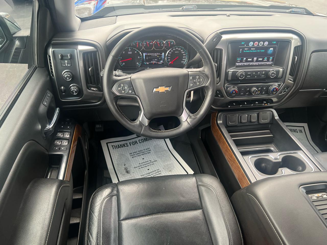Chevrolet Silverado 1500 4WD Crew Cab 143.5" LTZ w/1LZ 2018