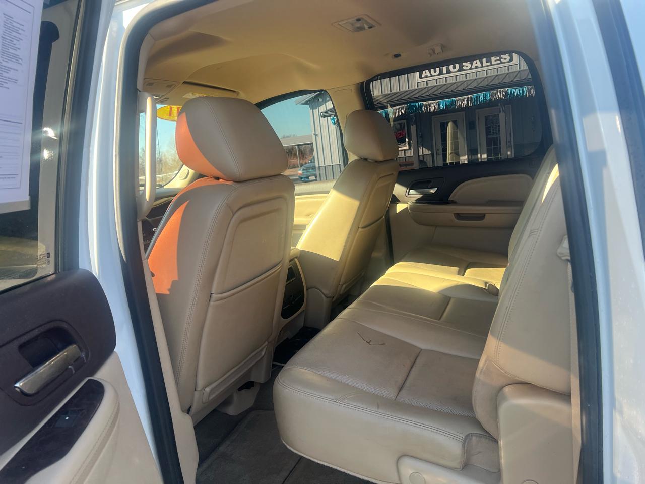 GMC Sierra 2500HD 4WD Crew Cab 153.7" Denali 2011