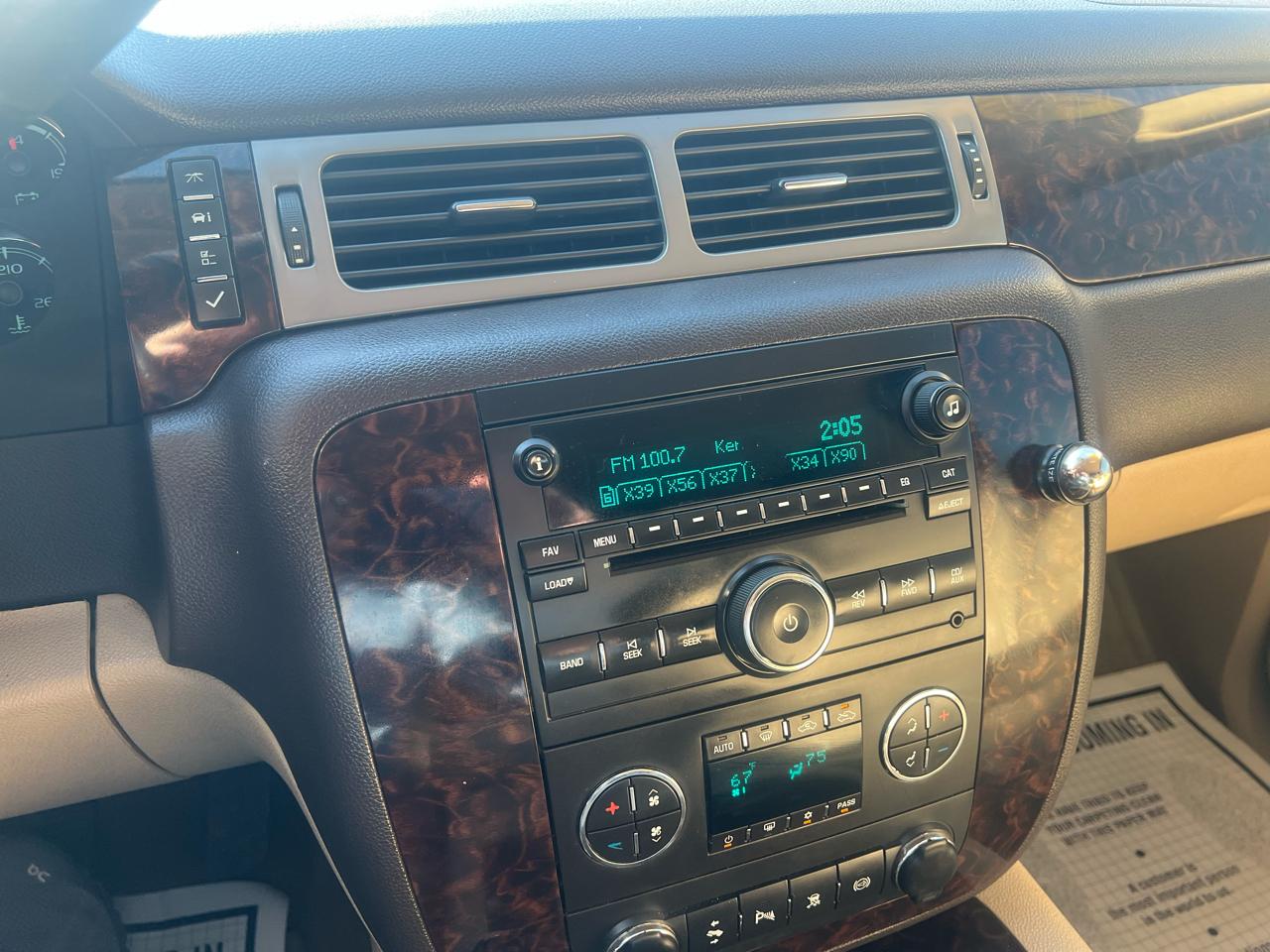 GMC Sierra 2500HD 4WD Crew Cab 153.7" Denali 2011