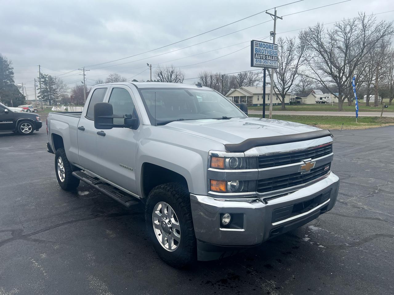 2015 Chevrolet Silverado 2500HD 4WD Double Cab 144.2" LT