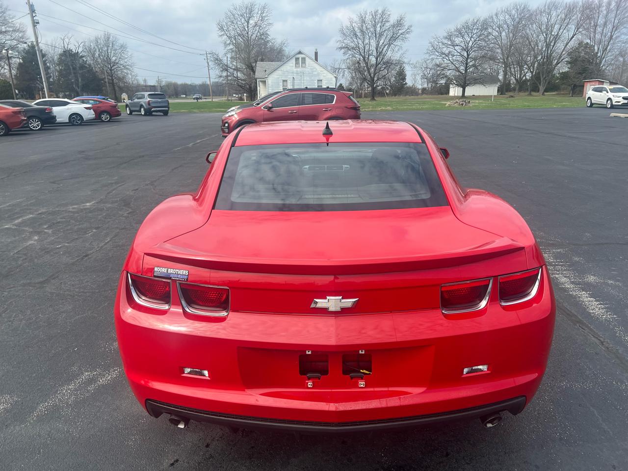 Chevrolet Camaro 2dr Cpe 1LT 2012