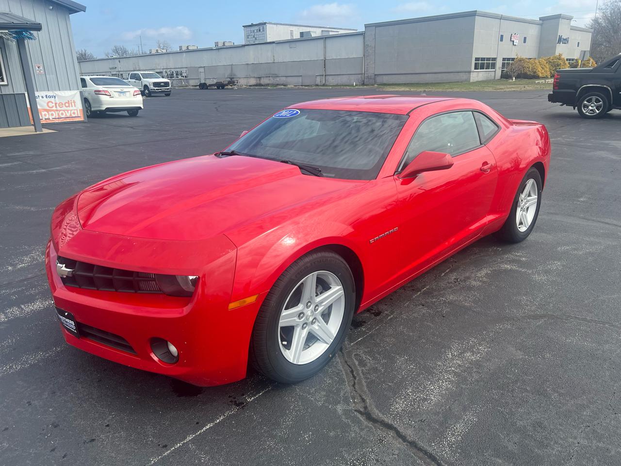 Chevrolet Camaro 2dr Cpe 1LT 2012