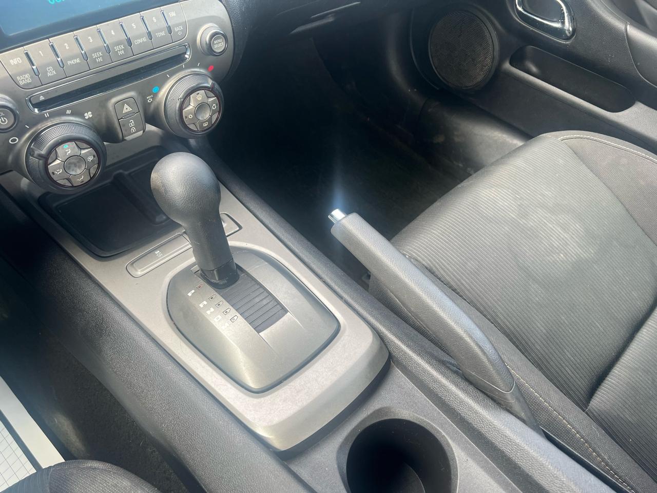 Chevrolet Camaro 2dr Cpe 1LT 2012