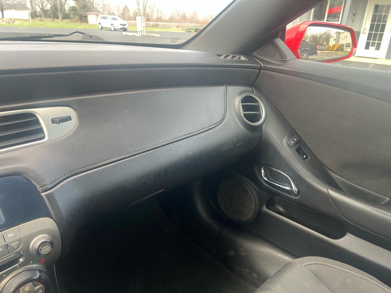 Chevrolet Camaro 2dr Cpe 1LT 2012