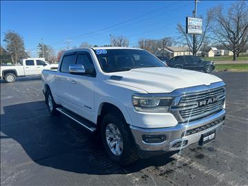 2020 RAM 1500 Laramie 4x4 Crew Cab 5'7" Box