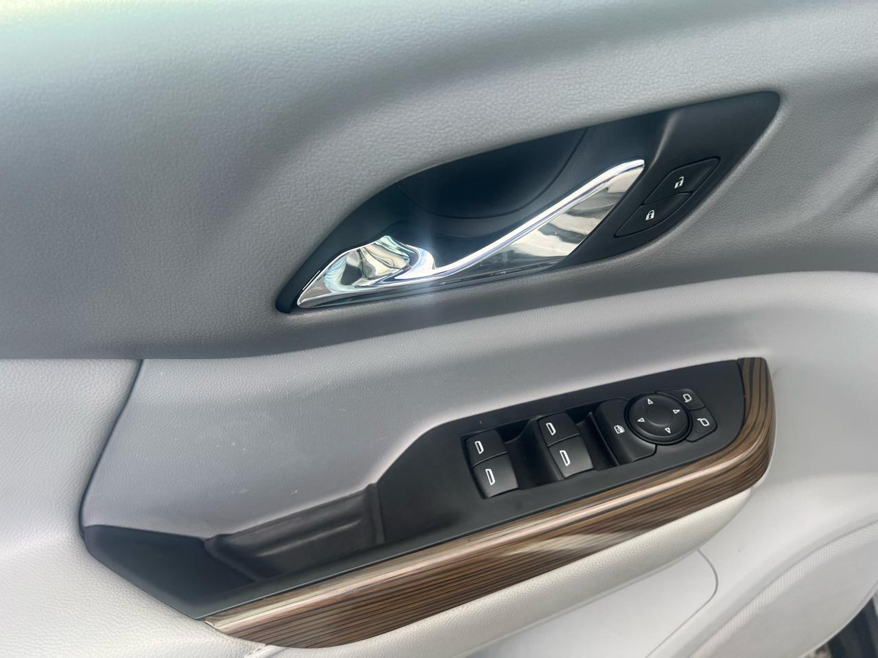 GMC Acadia FWD 4dr SLE w/SLE-1 2017