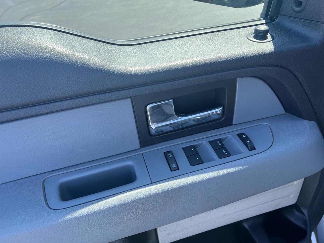 Ford F-150 4WD SuperCab 145" XLT 2013